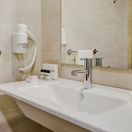 Bostanci Atasehir ホテル イスタンブール