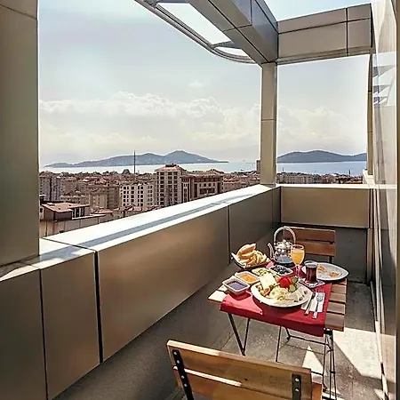 Bostanci Atasehir 3*