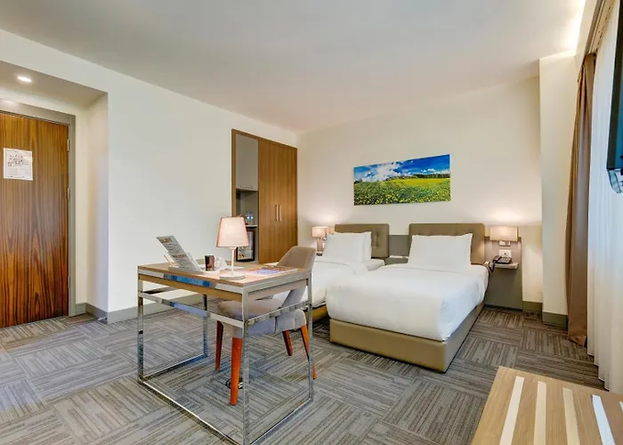 Bostanci Atasehir 3*