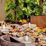 Bostanci Atasehir Hotel