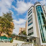 Bostanci Atasehir 3*